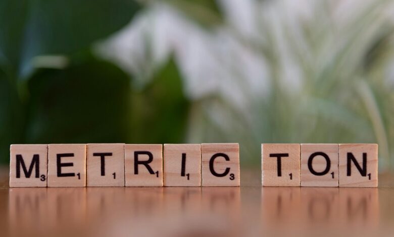 height conversion 170 cm to feet